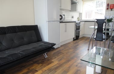 Sir Harrys Road, Edgbaston, Birmingham - Image 3